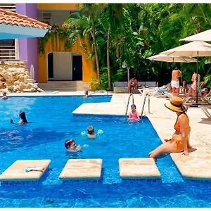 4* מלון Adhara Hacienda
